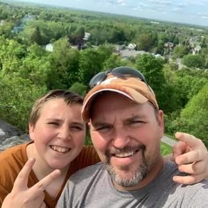 Meet your Posher, Christopher